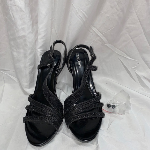 Silver slipper black high heal size 8.5 M - Picture 2 of 2
